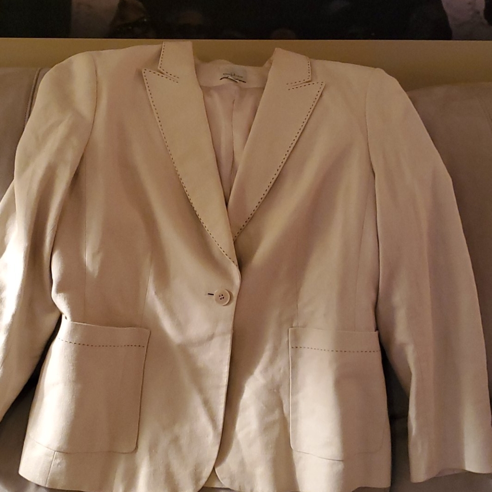 Pant suit